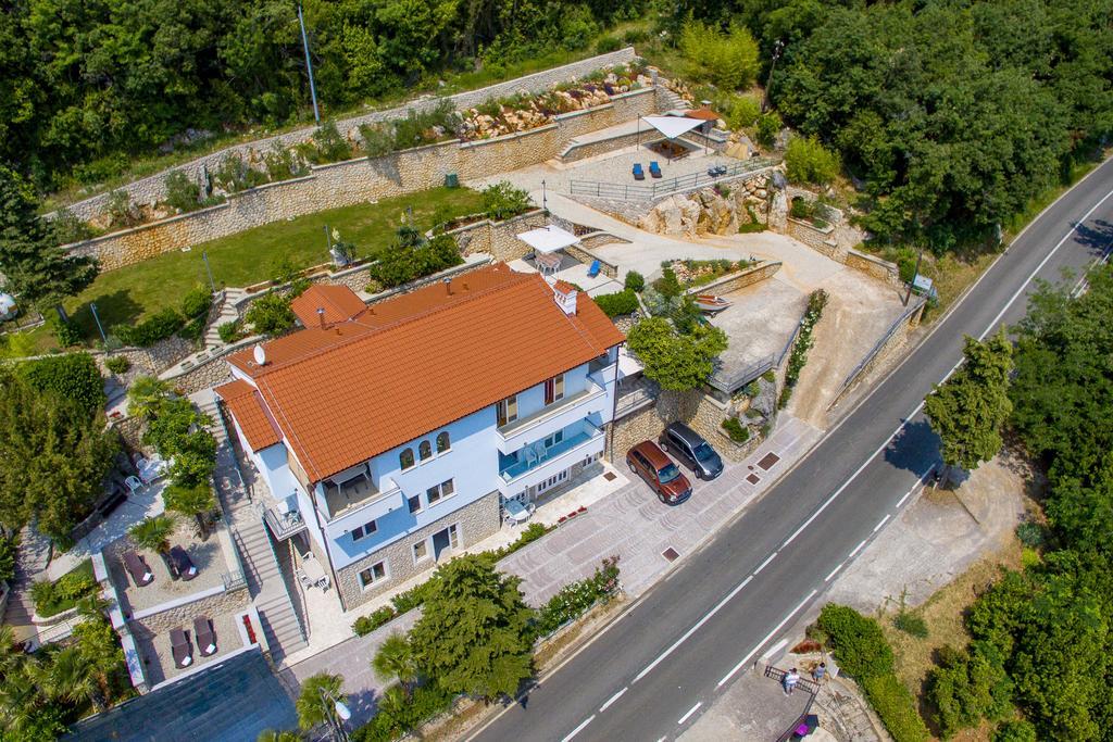 Gea Apartment