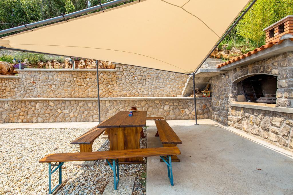 Gea Apartment