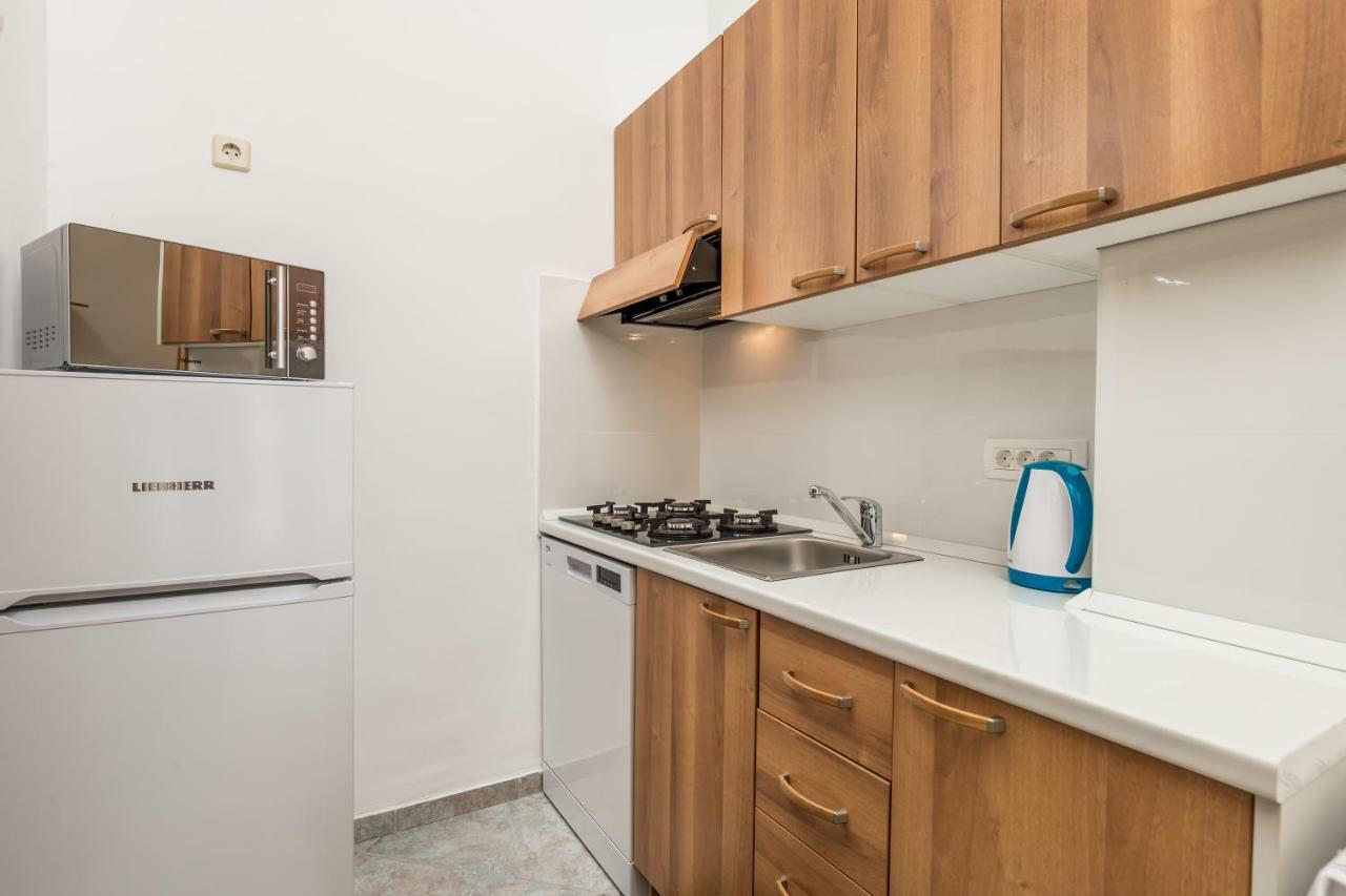 Gea Apartment *
