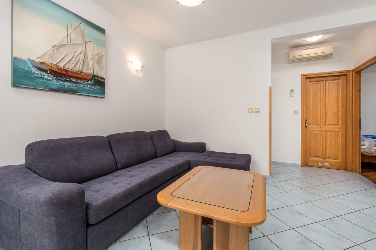 Gea Apartment *